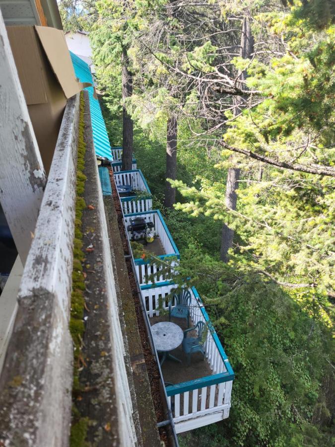 Appletree Inn Radium Hot Springs Dış mekan fotoğraf